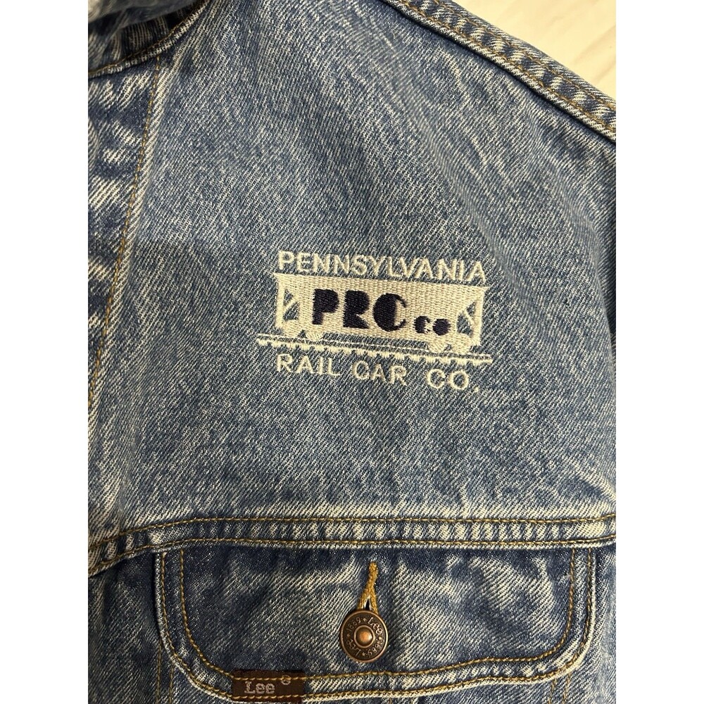 Vintage Levis Denim Jacket Mens Blue Jean Grunge 90s Y2K Pennsylvania Railroad - Picture 2 of 16